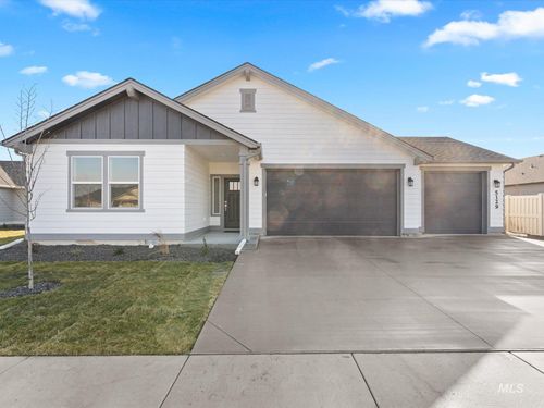 5129 E Pepper St, Nampa, ID, 83686-1094 | Card Image