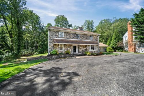 1001 Warwick Ln, WILMINGTON, DE, 19807-2545 | Card Image