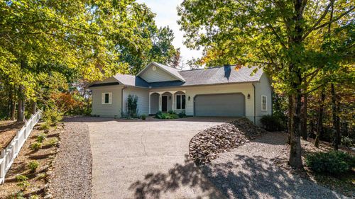 2 Guindola Cir, Hot Springs Village, AR, 71909-7133 | Card Image