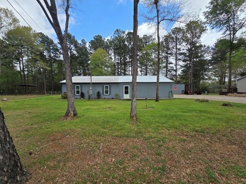 102 Oakwood St, Elkhart, TX, 75839-6400 | Card Image