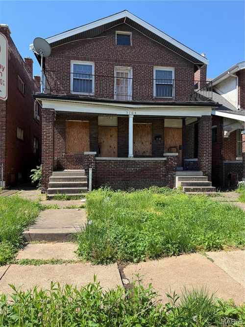 5104 Thekla Ave, Saint Louis, MO, 63115-1350 | Card Image