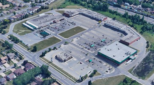 6-3770 Montrose Rd, Niagara Falls, ON, L2H3C8 | Card Image