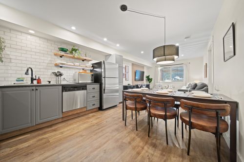 101-2021 Karen Cres, Whistler, BC, V8E0H1 | Card Image