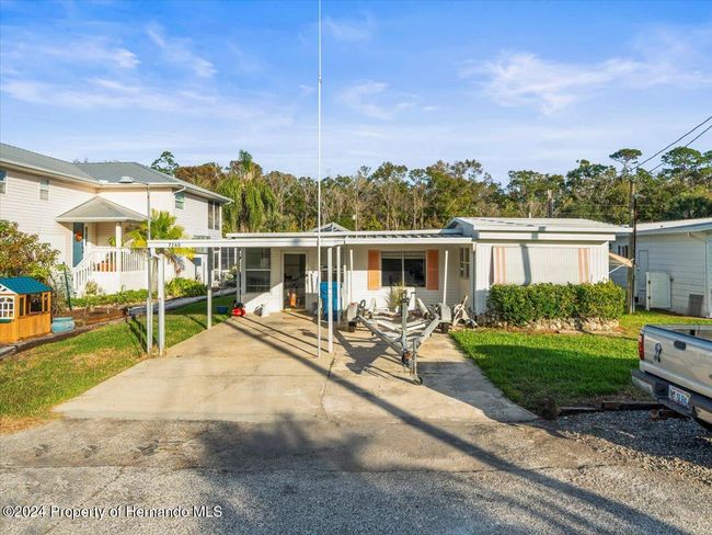 7260 Aberdeen Ct, House other with 2 bedrooms, 1 bathrooms and null parking in Weeki Wachee FL | Image 4