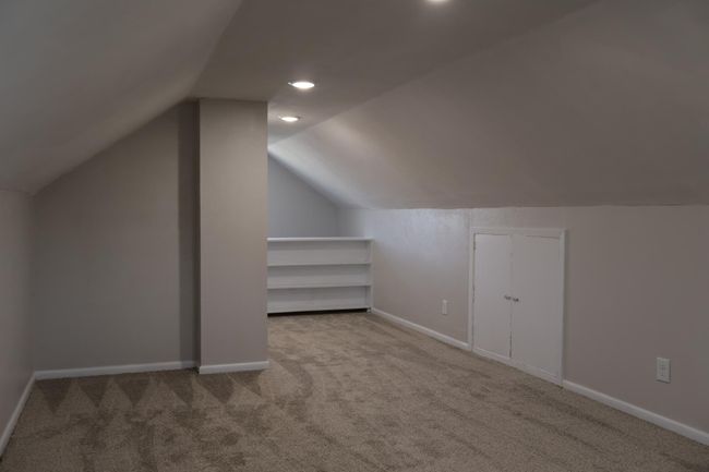 Upper level bedroom | Image 20