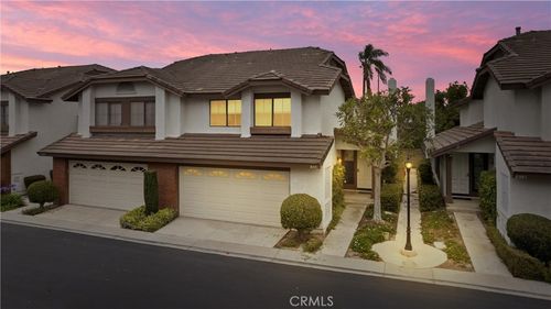 8571 Shadow Ln, Fountain Valley, CA, 92708-5541 | Card Image