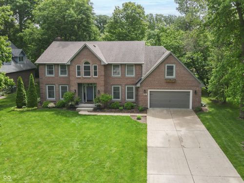 3805 S Village Dr, New Palestine, IN, 46163-9581 | Card Image