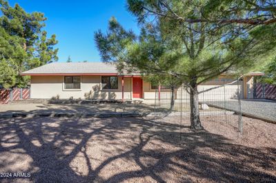 4990 E Geronimo Road, House other with 3 bedrooms, 2 bathrooms and null parking in Rimrock AZ | Image 3