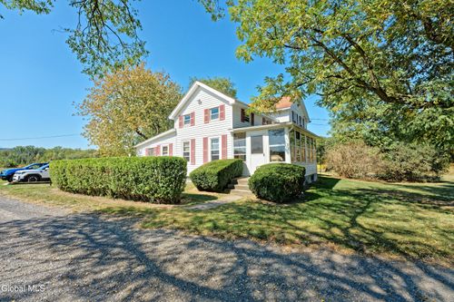 100 Bally Bay Ln, Altamont, NY, 12009-4302 | Card Image