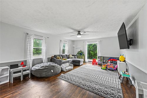 7400 Peters Pike, Dayton, OH, 45414-2156 | Card Image
