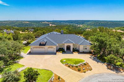 2029 Crown Ridge, House other with 4 bedrooms, 3 bathrooms and null parking in Kerrville TX | Image 1