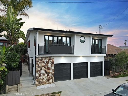 1141 E Broadway, Long Beach, CA, 90802-4729 | Card Image