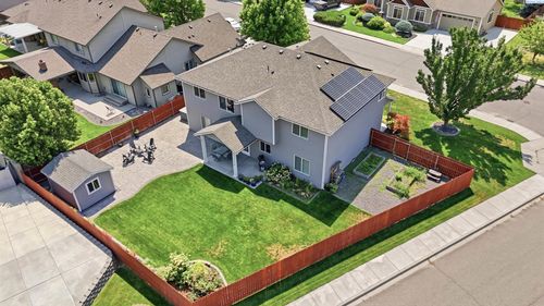 8606 W 5th Ave, Kennewick, WA, 99336-8618 | Card Image