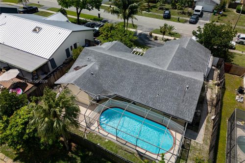 0-8521 Nw 53rd St, Lauderhill, FL, 33351-4814 | Card Image