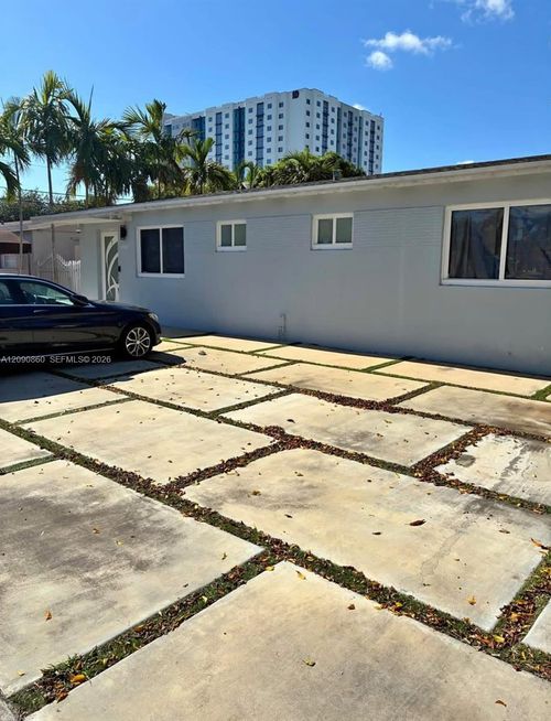 10665 Sw 6th St, Miami, FL, 33174-1612 | Card Image