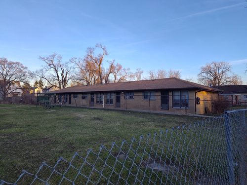 15731 Lexington Avenue, Harvey, IL, 60426 | Card Image