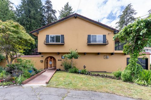 8649 Sunbury Pl, Delta, BC, V4C3Y9 | Card Image