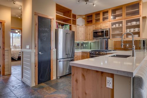 unit-2-11592 Dolomite Way, Truckee, CA, 96161-2357 | Card Image