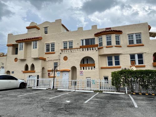apt-2-4211 Parker Ave, West Palm Beach, FL, 33405-2562 | Card Image