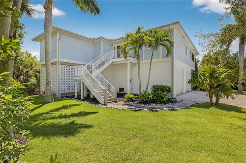 1234 Middle Gulf Dr, SANIBEL, FL, 33957-6744 | Card Image