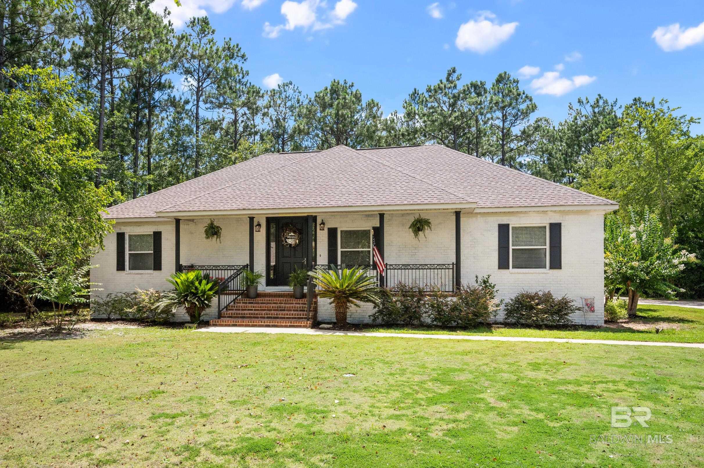 Coast Oaks Ct, Gulf Shores, AL 36542