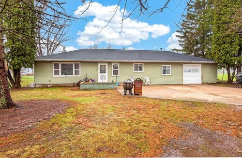 N5121 36th Drive, BLOOMFIELD, WI, 54940 | Card Image