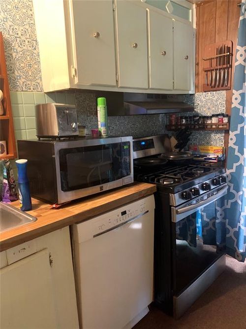 421 Division St, Hydro, OK, 73048-7504 | Card Image