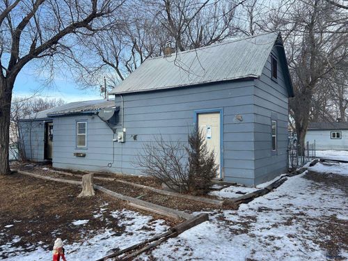 208 E Oak St, New Underwood, SD, 57761-2008 | Card Image
