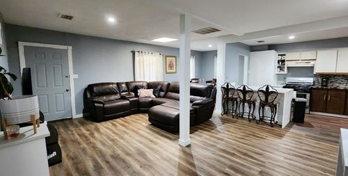 318 Macarthur Blvd, Grand Prairie, TX, 75050-4741 | Card Image