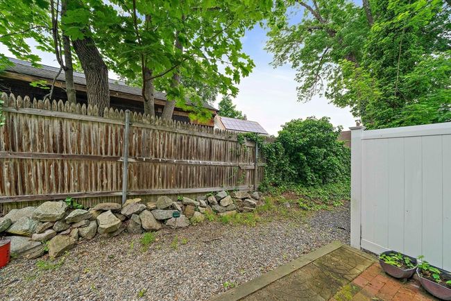 APT-7 - 141 Pleasant St, Condo with 3 bedrooms, 2 bathrooms and 1 parking in Attleboro MA | Image 18