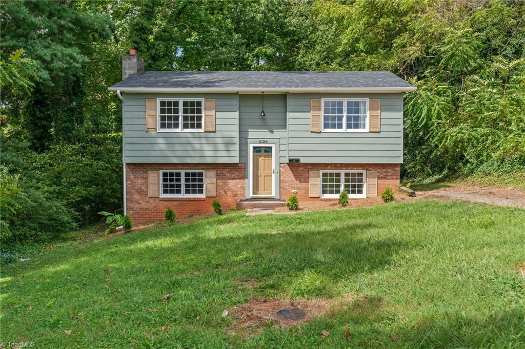 2128 Machine Street, For Sale in WinstonSalem Zoocasa