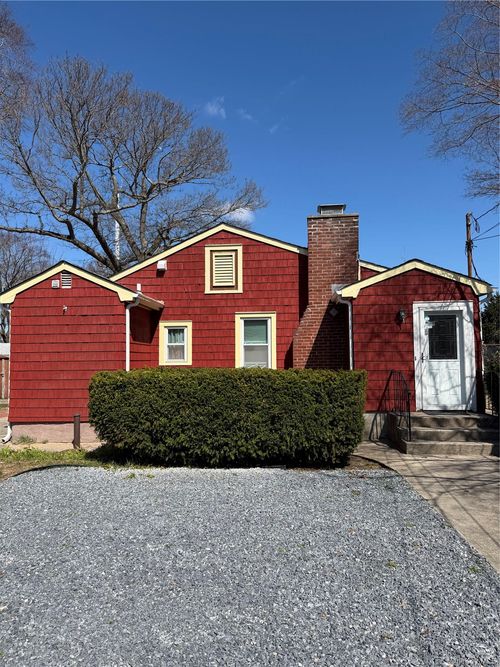 57-55 Cedarhurst Ave, Selden, NY, 11784-3025 | Card Image