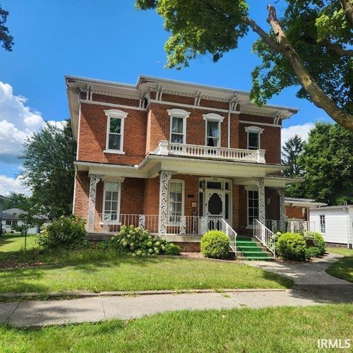 706 S Main St, Ligonier, IN, 46767-1820 | Card Image