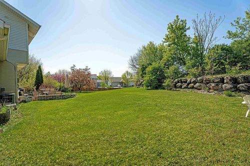 10 Banner Cir, MADISON, WI, 53718-6976 | Card Image