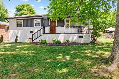 2357 Parkway Dr, Winston-Salem, NC, 27103-3604 | Card Image