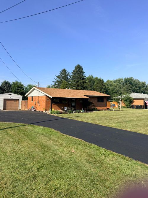 2654 Danbury Rd, Springfield, OH, 45505-3432 | Card Image