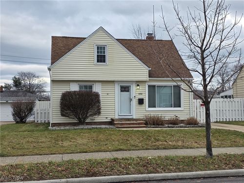 4763 Southwood Dr, Brooklyn, OH, 44144-3133 | Card Image
