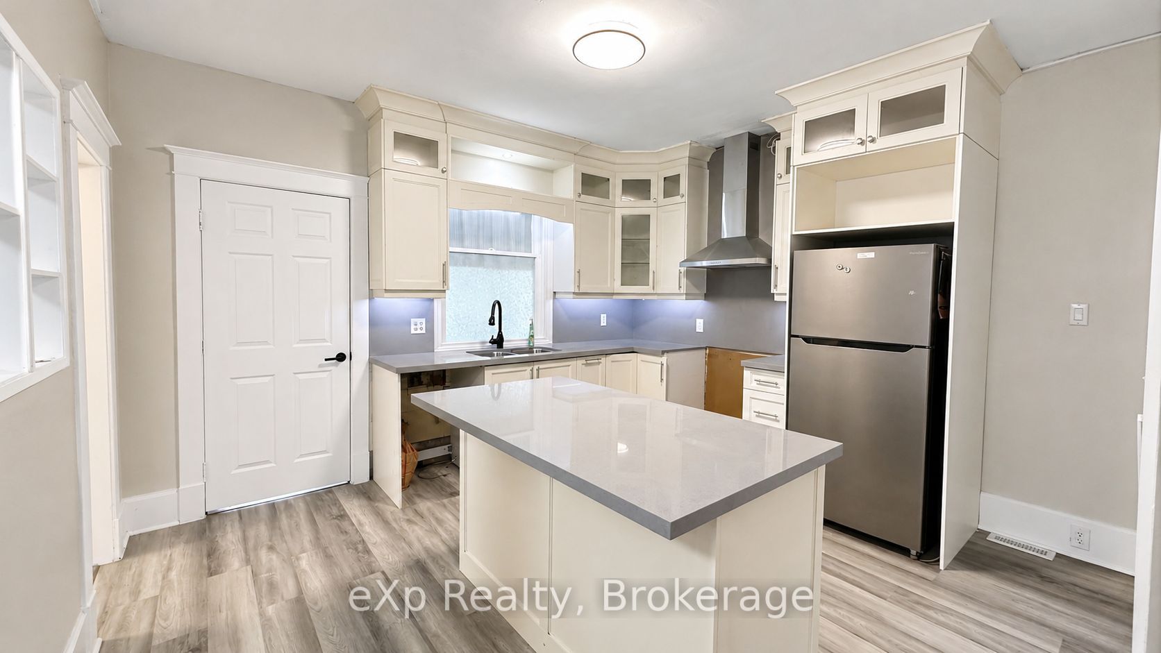 Residential Lease in Guelph 3