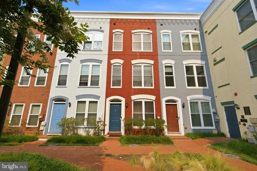 349 L St Se, WASHINGTON, DC, 20003-3460 | Card Image
