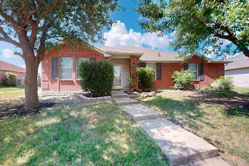 2998 Dusty Ridge Dr, Rockwall, TX, 75032-7406 | Card Image