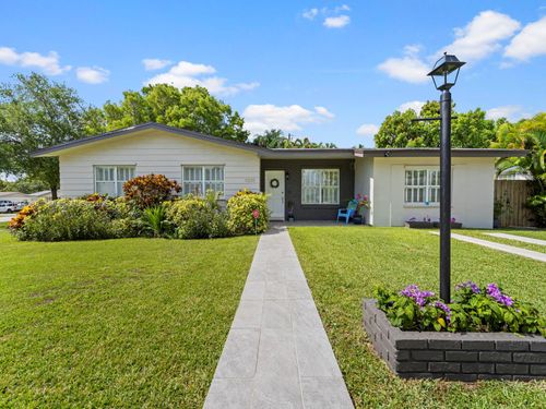 9200 Sw 178th Ter, Palmetto Bay, FL, 33157-5749 | Card Image