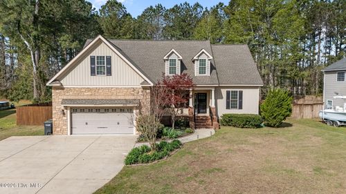 208 Easterly Dr, New Bern, NC, 28560-8550 | Card Image