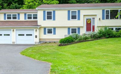 485 Houghton St, House other with 3 bedrooms, 2 bathrooms and 6 parking in Clarksburg MA | Image 1