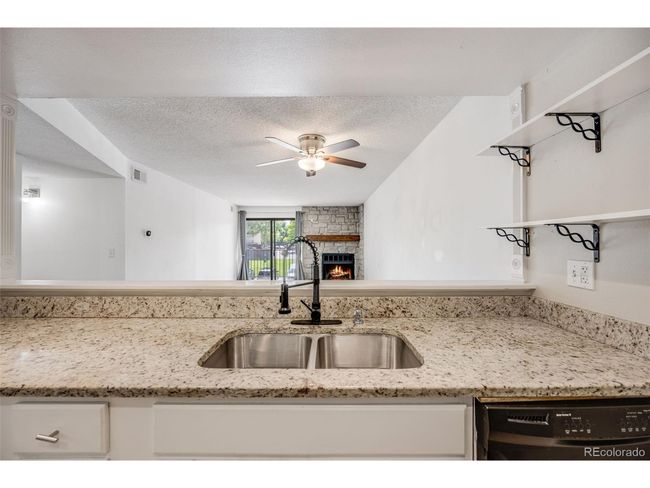 APT-206 - 401 S Kalispell Way, House attached with 2 bedrooms, 2 bathrooms and null parking in Aurora CO | Image 5