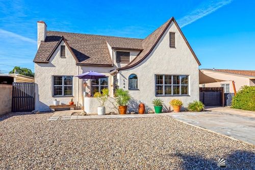 584 S 6th Ave, Yuma, AZ, 85364-2986 | Card Image