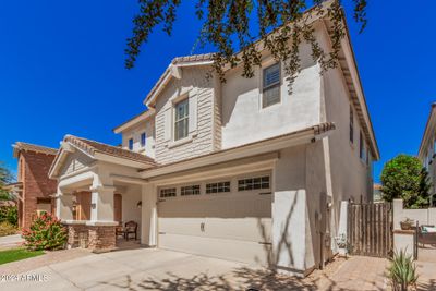 3308 E Jasper Drive, House other with 3 bedrooms, 4 bathrooms and null parking in Gilbert AZ | Image 2