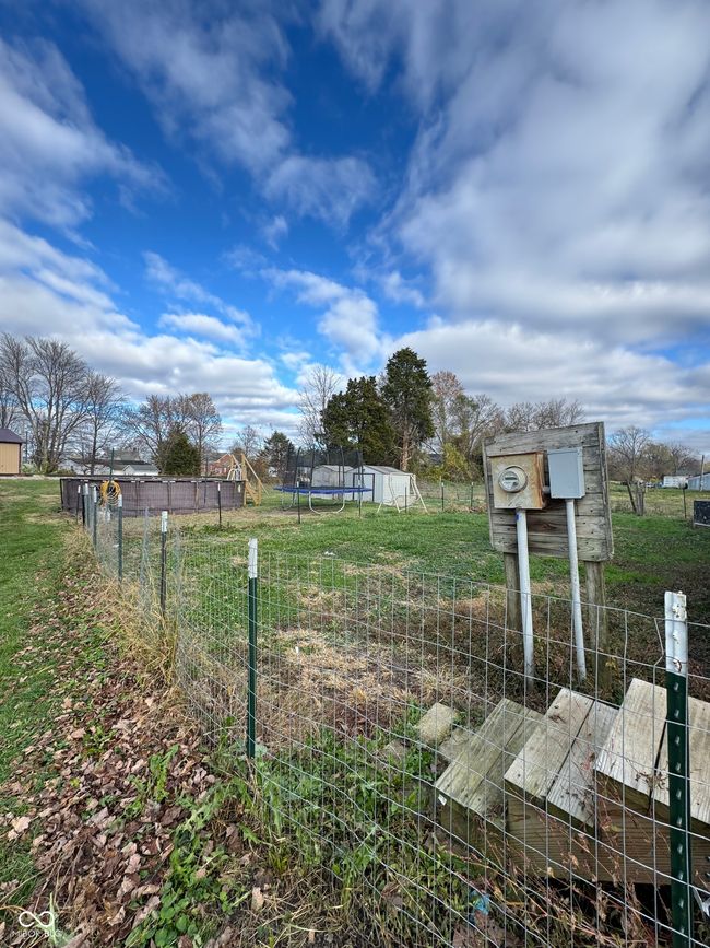 8300 E County Rd 210 S, House other with 3 bedrooms, 2 bathrooms and null parking in New Point IN | Image 9