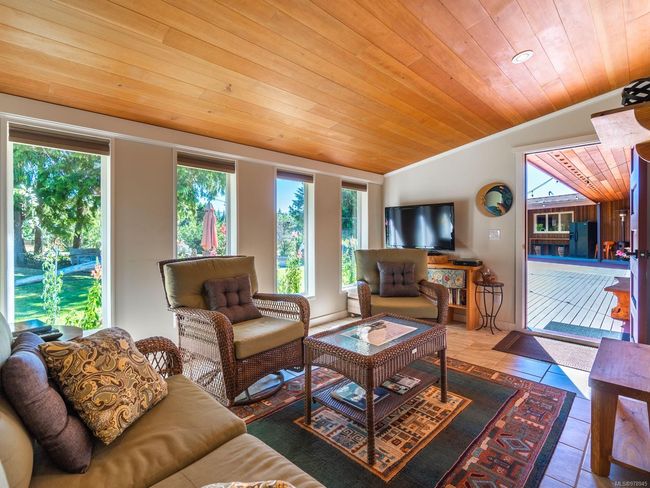410 17 Th Ave, House other with 4 bedrooms, 5 bathrooms and 4 parking in Sointula BC | Image 50