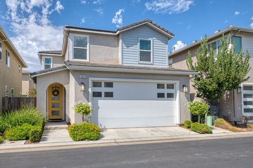 1957 Kelly Lane, Clovis, CA, 93611 | Card Image