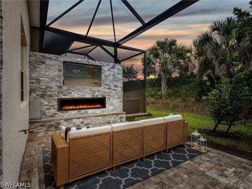 9052 Saint Lucia Dr, NAPLES, FL, 34114-2903 | Card Image